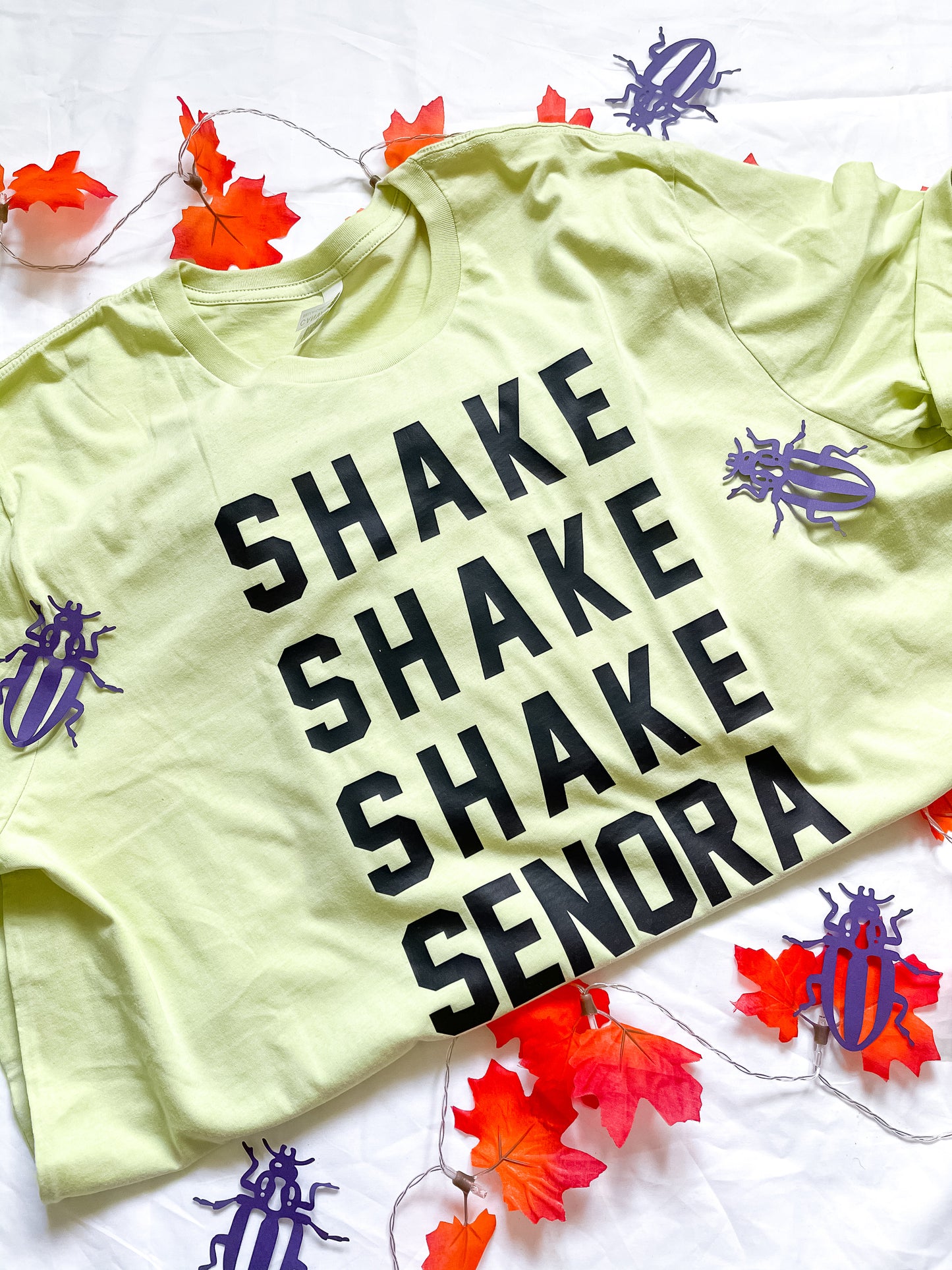 Shake Senora Tee